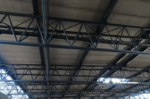 榆树如何区分管廊钢结构与桁架结构的管道支架